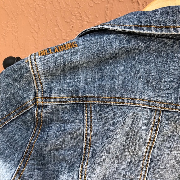 BILLABONG Design Closet Distressed Denim Jacket - Picture 8 of 8